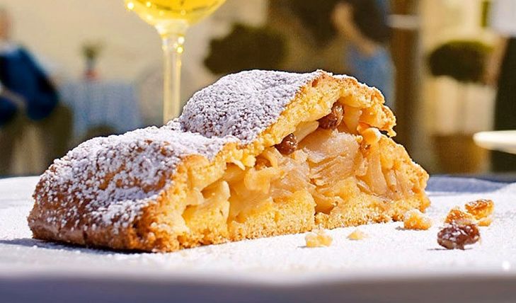 Apfelstrudel - Elenco ingredienti. Ricette cucina con apfelstrudel